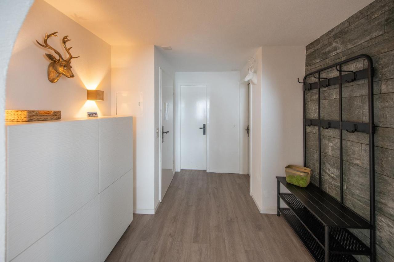 Agrimonia - Moebilierte Ferienwohnung Mit Balkon Davos Esterno foto