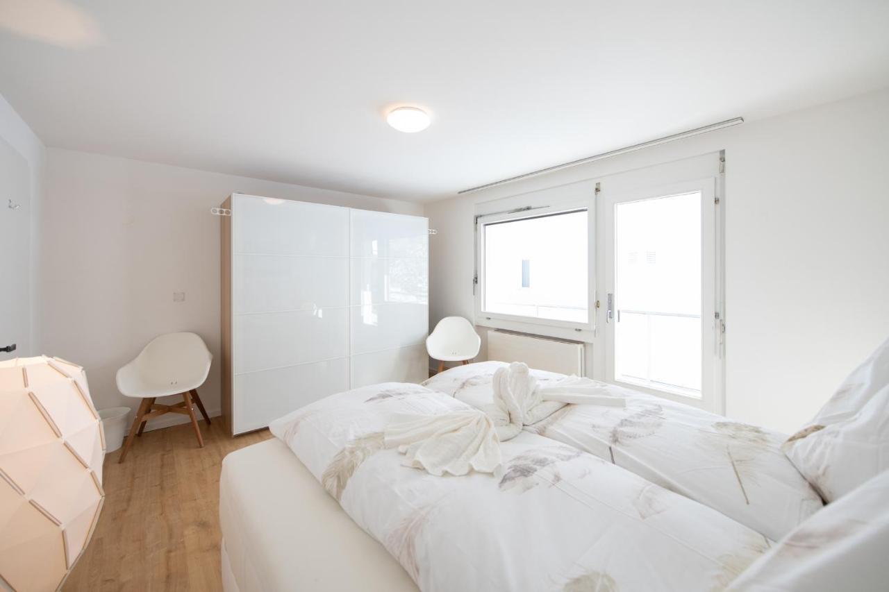 Agrimonia - Moebilierte Ferienwohnung Mit Balkon Davos Esterno foto