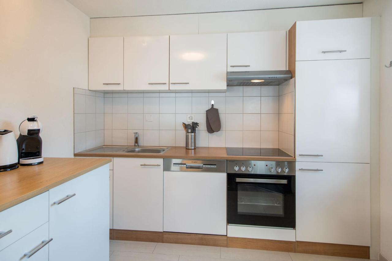 Agrimonia - Moebilierte Ferienwohnung Mit Balkon Davos Esterno foto